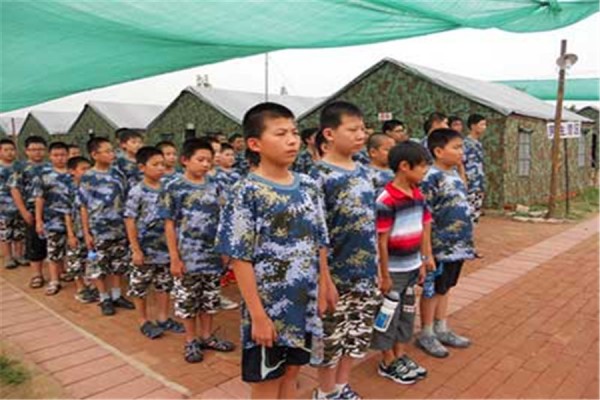 昆明軍事夏令營 昆明軍事夏令營